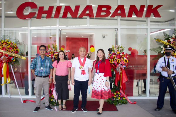 LOOK. Mayor Rolando &quot;Klarex&quot; Uy graced the opening and blessing of the China Bank SM City Cagayan de Oro uptown branch Friday morning, September 23, 2022, as he expressed his support for the economic recovery efforts of the business sector in the cit